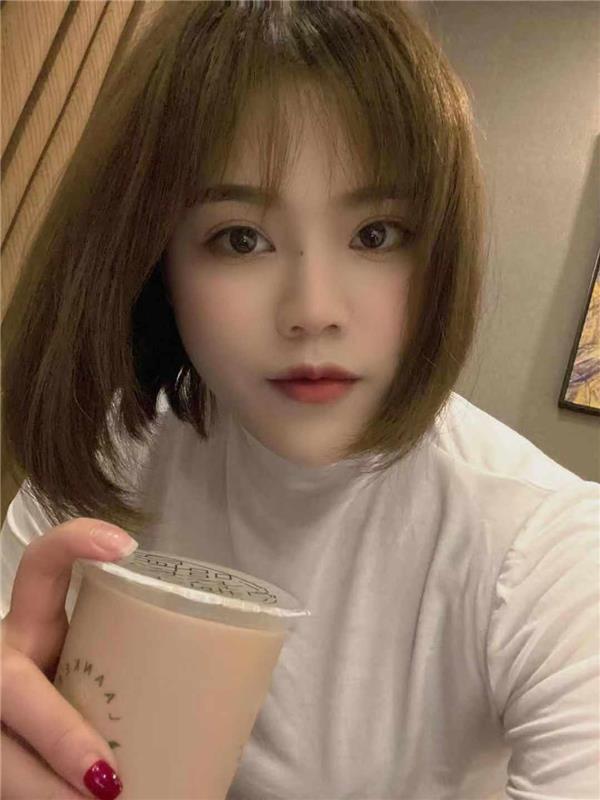 圆滑挺拔性感的洋洋，性价比高